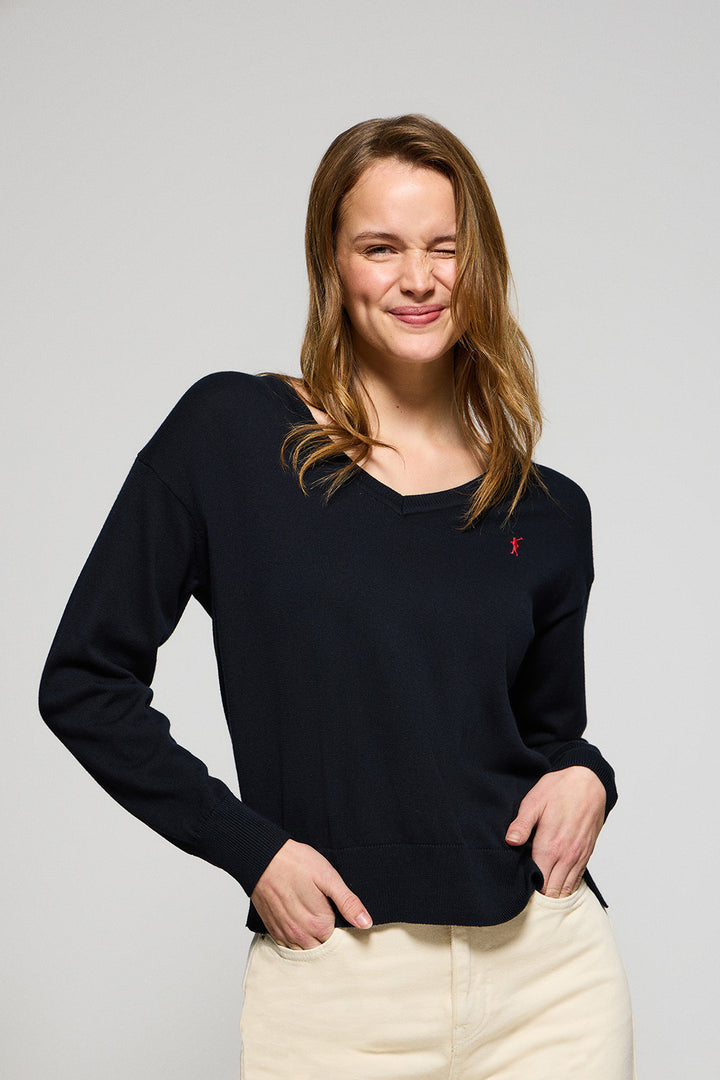 Navy-blue V-neck knit jumper with Rigby Go logo