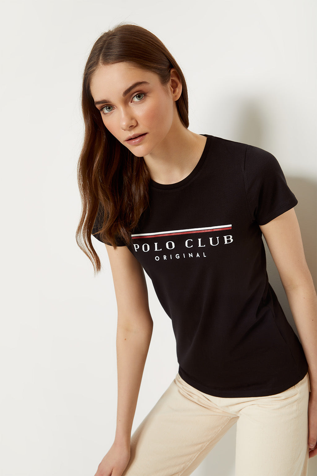 Camiseta negra con estampación – Polo Club